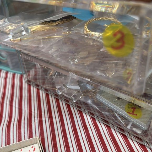 Vintage Sarah Coventry Silver-Tone Leaf Brooch Pin 2.25" - Picture 5 of 5